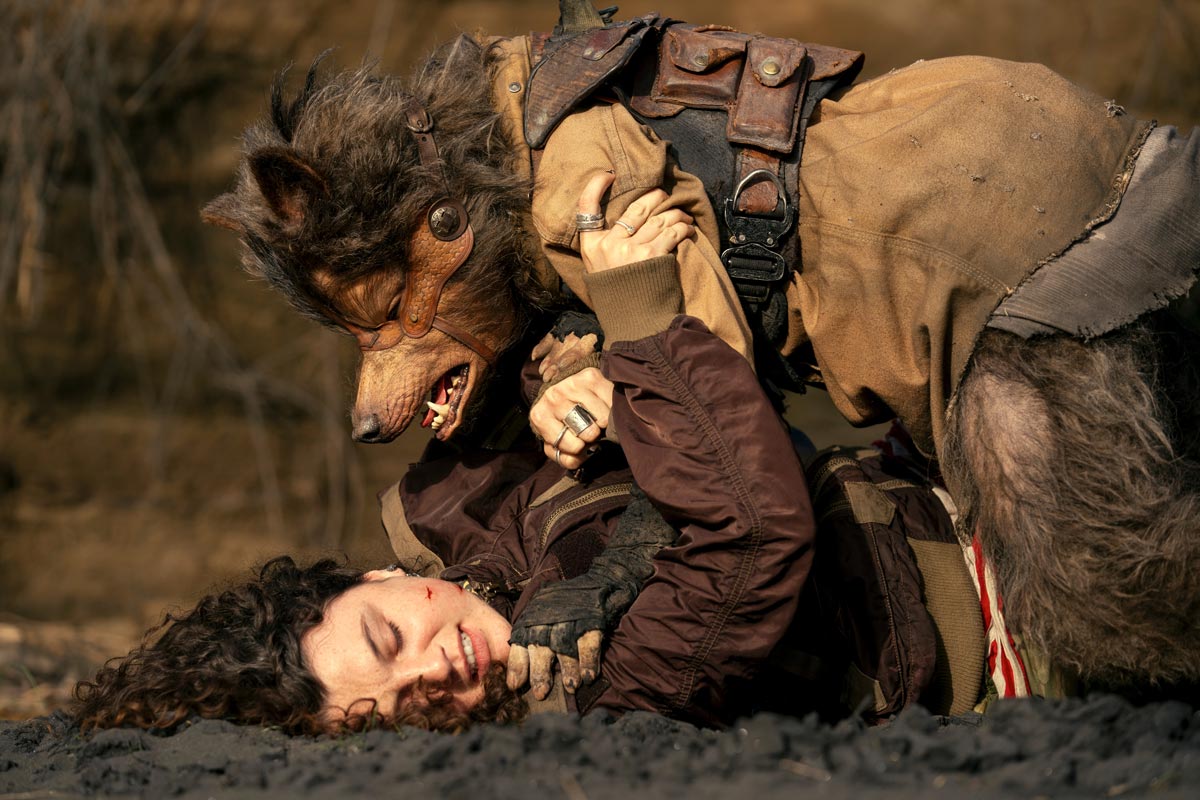 Sweet Tooth Oso vs Lobo